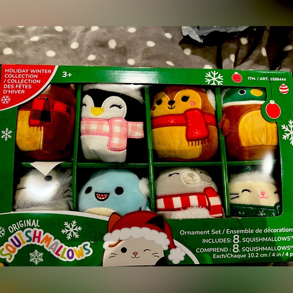 SQUISHMALLOWS Holiday Christmas collection Ornaments set of 8 - Picture 1 of 2